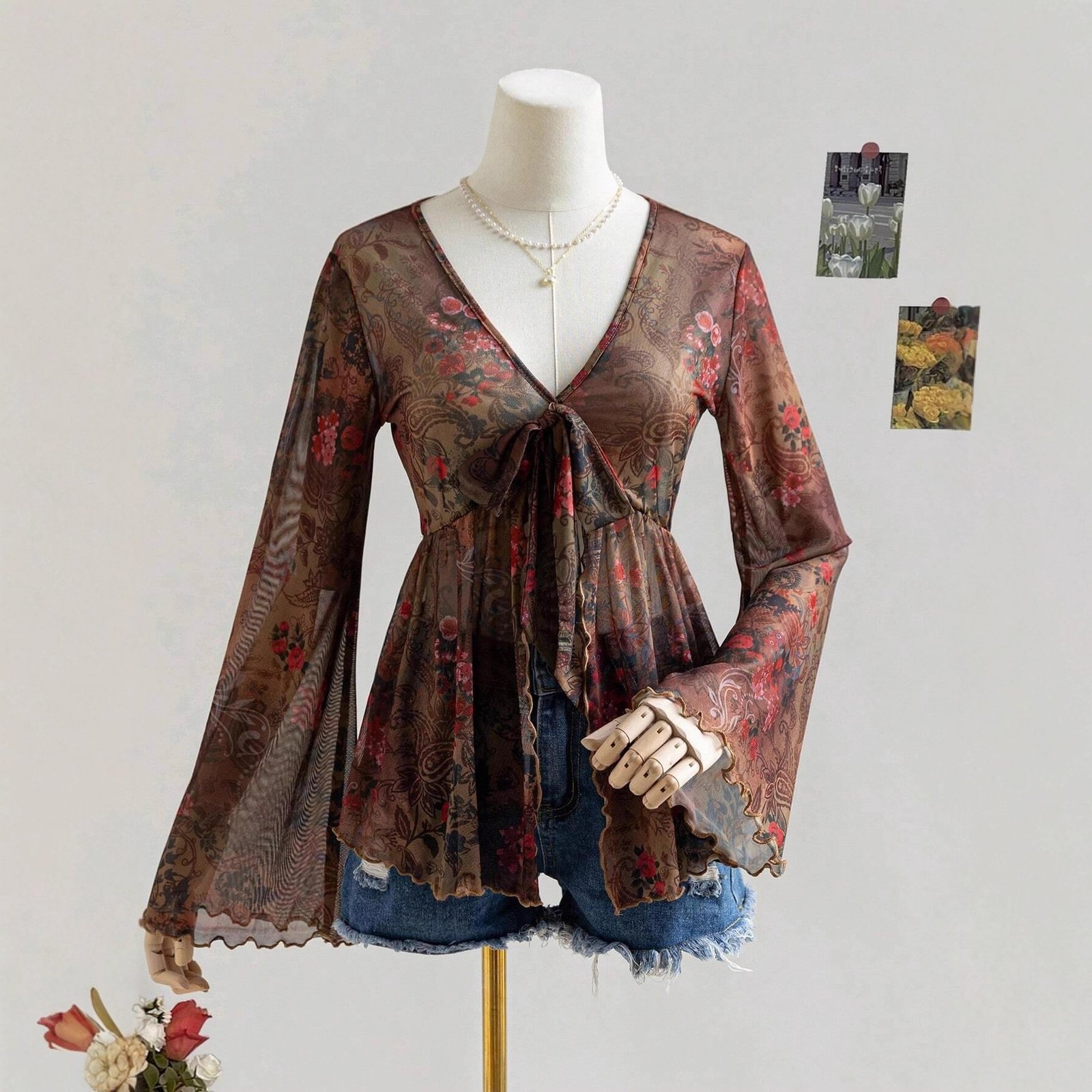 Women’s Ruffled Vintage Print Long-sleeve Top