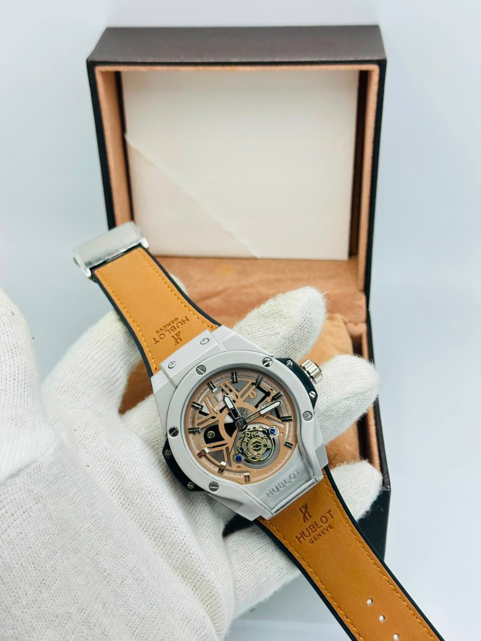 TFNhXmTCeJRejIWv.jpeg Hublot Big Bang Skeleton Watch - Image 1